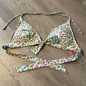 Victoria’s secret bikini top